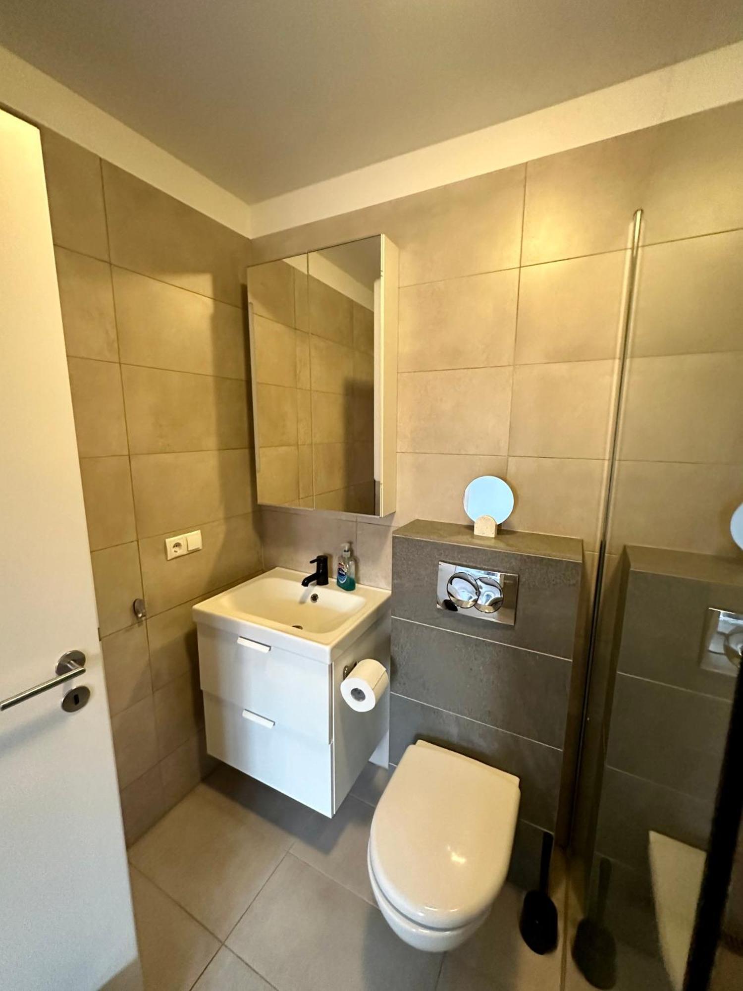רייקיאוויק Charming 1-Bedroom Condo With Stunning View מראה חיצוני תמונה